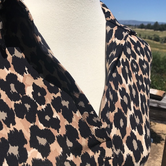 Express Leopard Top-Short Sleeves-Medium - Picture 7 of 8